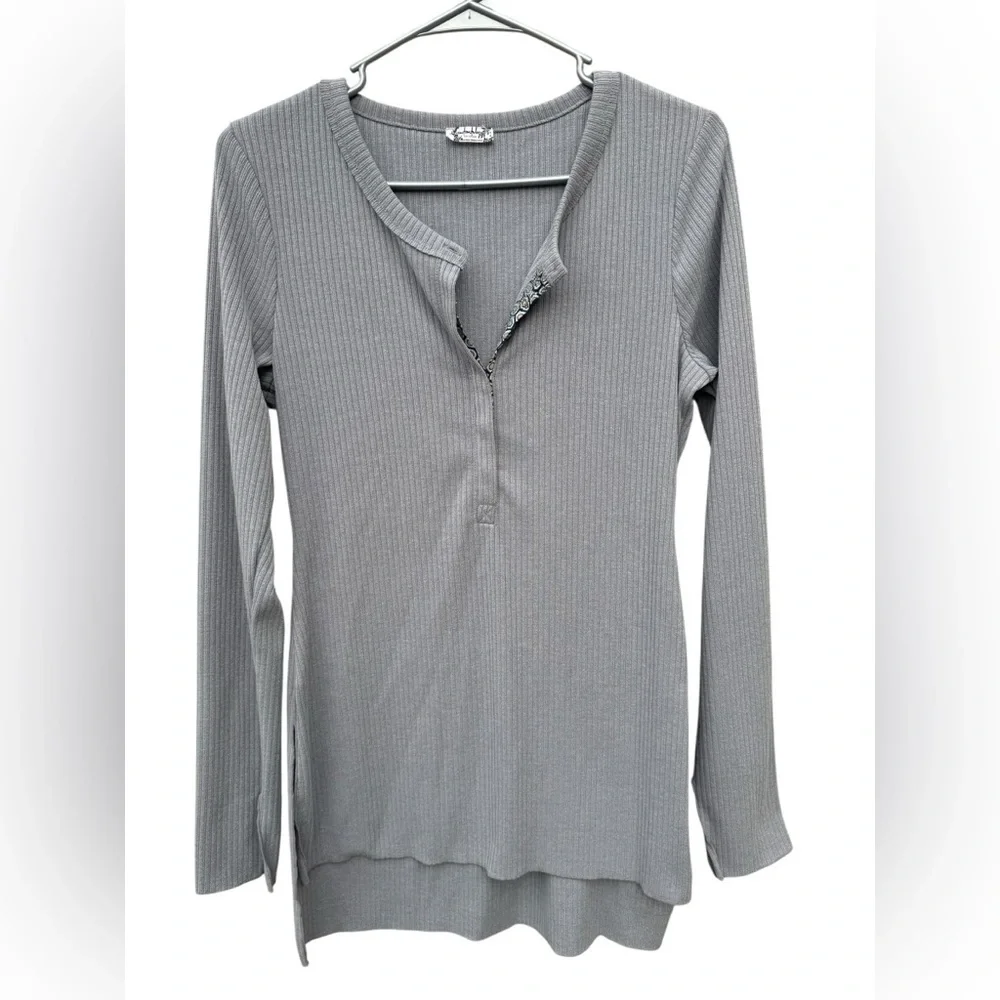 Free People Intimately gray Long Sleeve size medium